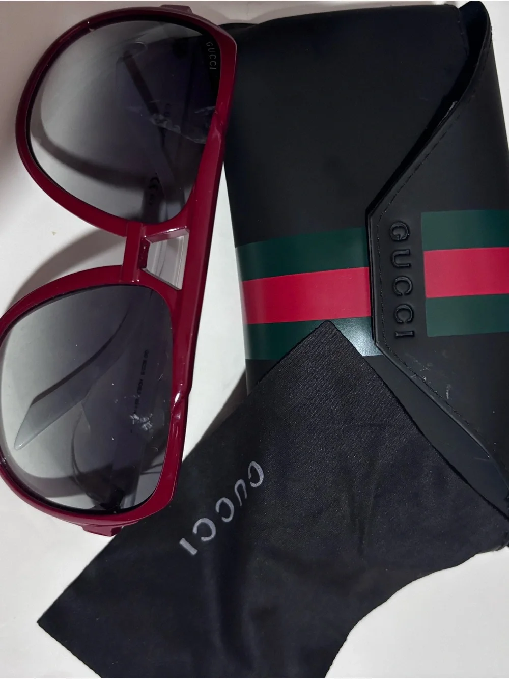Gucci Red Oversized Sunglasses Women’s Designer Vacation Resort Eyewear